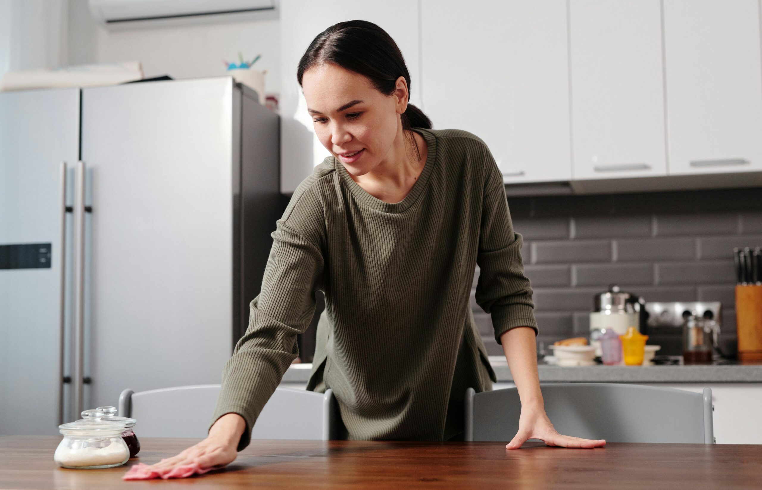 cleaning-kitchen