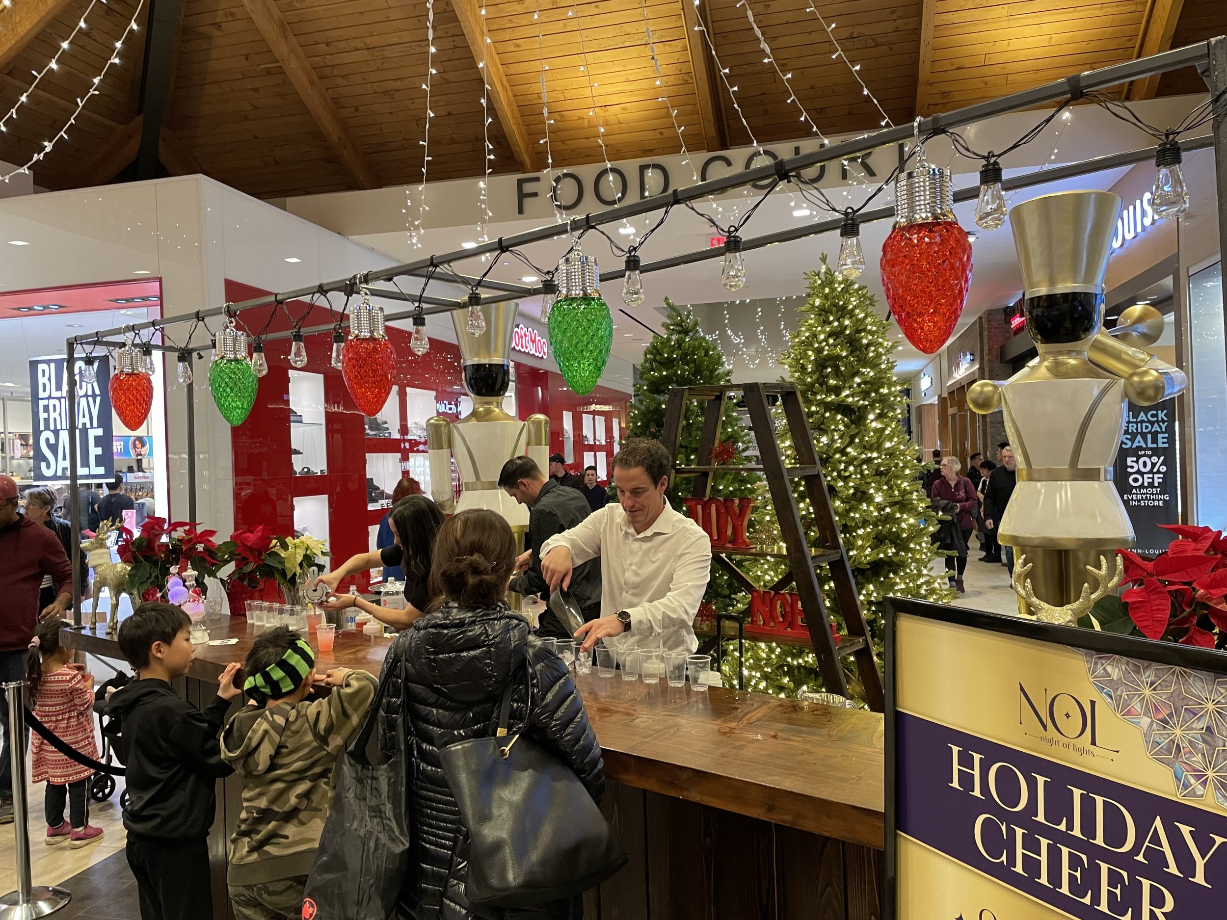 hillside-night-of-lights-scaled